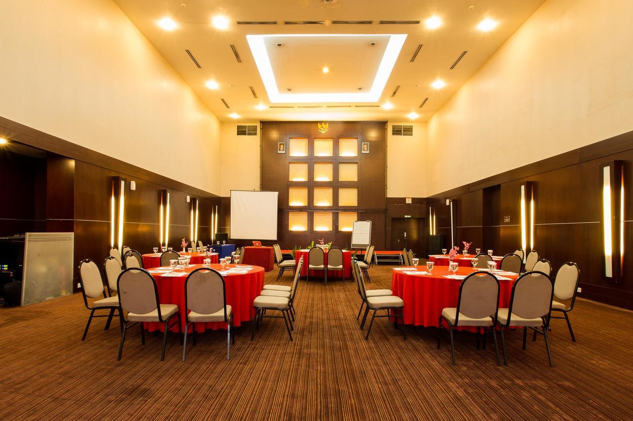 Hotel Horison Sagita Balikpapan Экстерьер фото